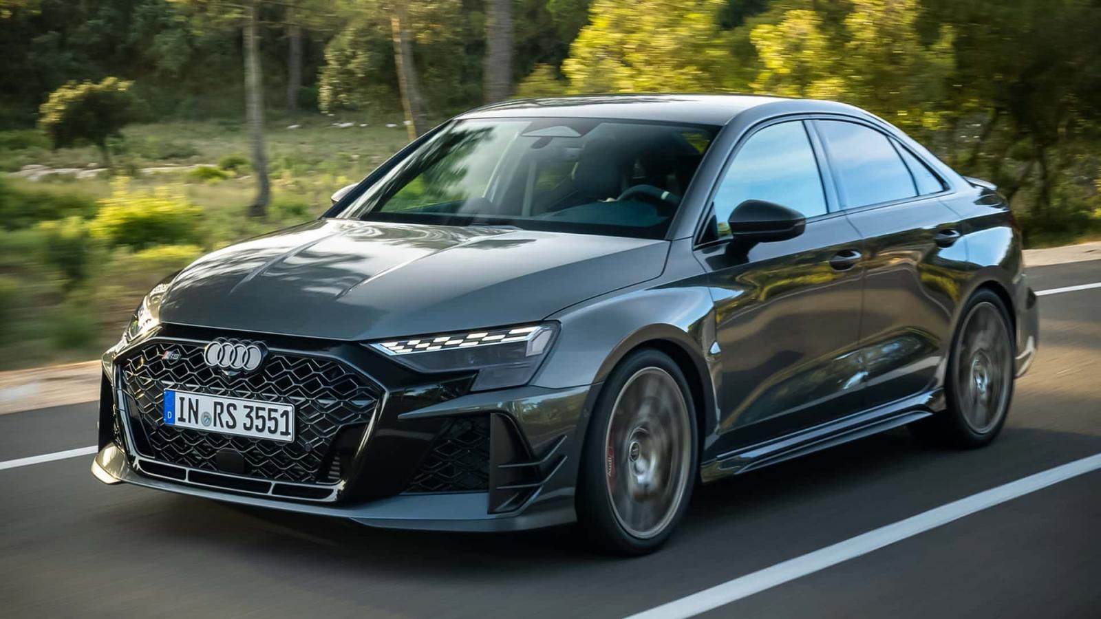 Το νέο Audi RS3 τιμά τον θρυλικό πεντακύλινδρο κινητήρα!